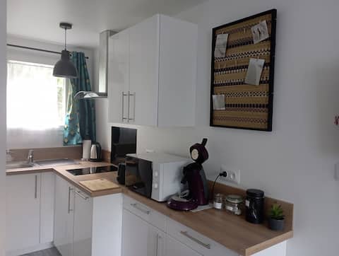 Top Airbnb: Quiet accommodation Caen Memorial - Normandy à Caen