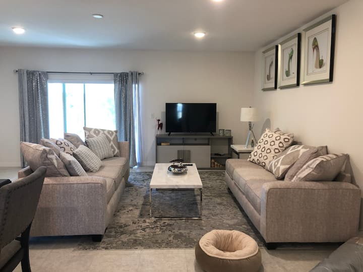 Luxury Home 15 Min Away From Disney World, Outlets - 基西米