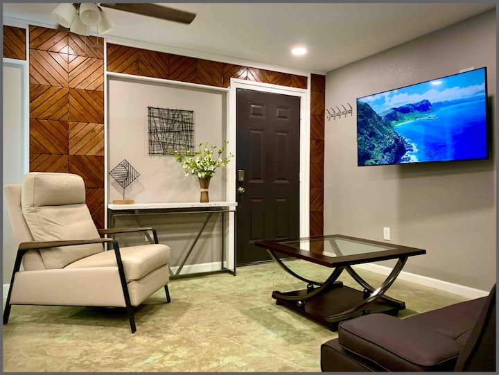 Luxurious Cabana ⭐️⭐️⭐️⭐️⭐️Washington St, I-27 & I-40 - Amarillo, TX
