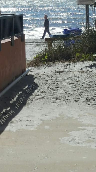 Right of Way Beach Access across from Condo