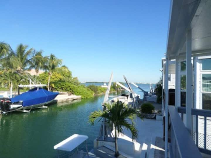 vacation yacht rentals key west