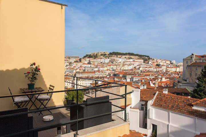 Luxury Chiado @ AC /City & Castle Views / Terrace