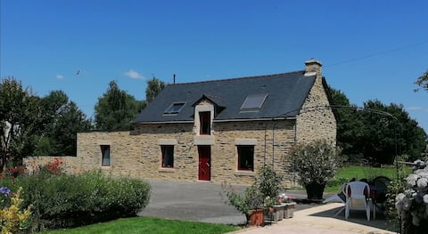 Modern and warm Breton farmhouse
