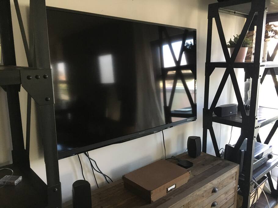 TV