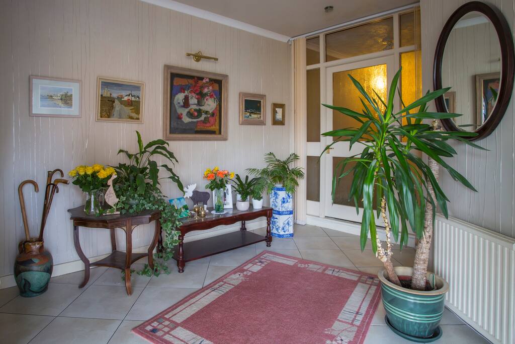 Main entrance hall and door to accommodation units