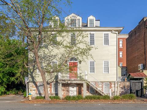 Habersham House | Historic Home, Walk To River St