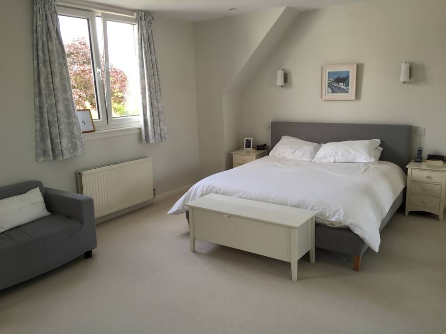 Master Bedroom - Super King Size Bed