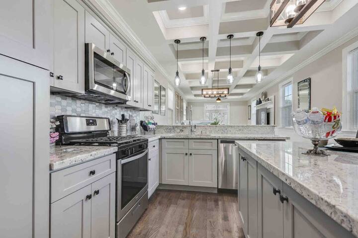 NOLA Creole King, BONUS GAME ROOM gallery image 5