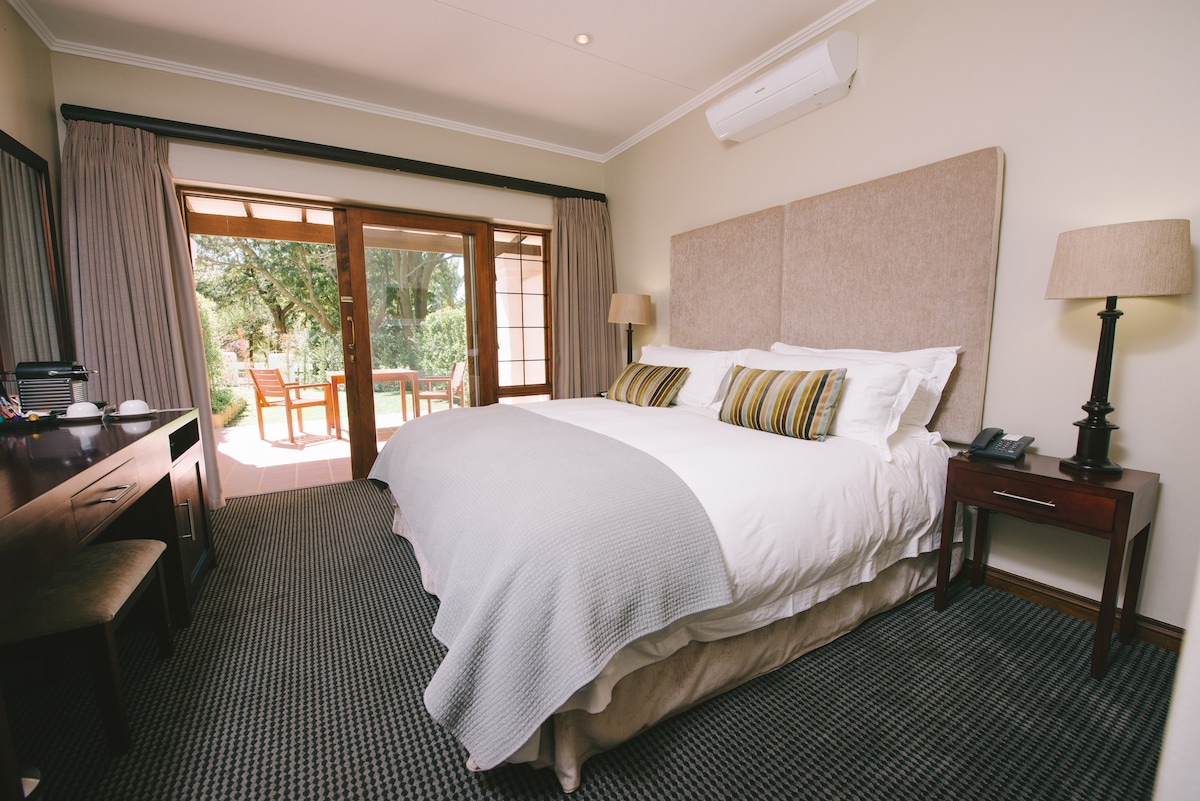 Meerendal Hotel 2024 www.alhudapk