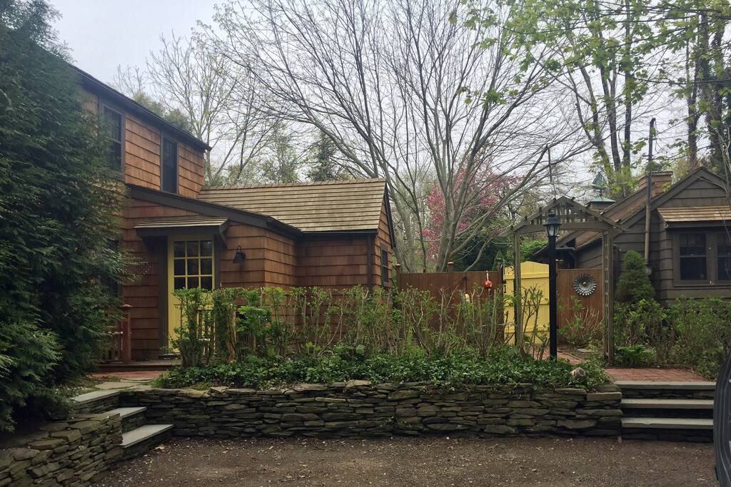 Exterior (house on left, cottage on right)