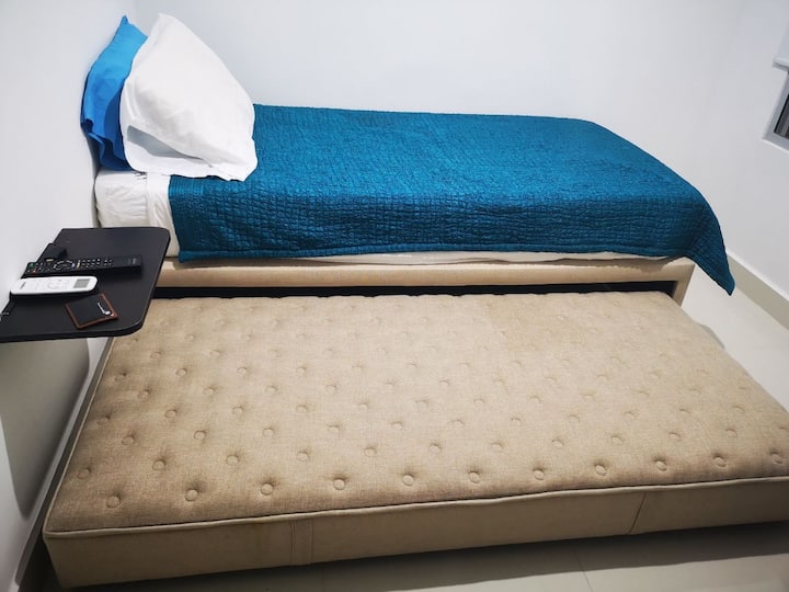 غرفة مكيفة الهواء 2 