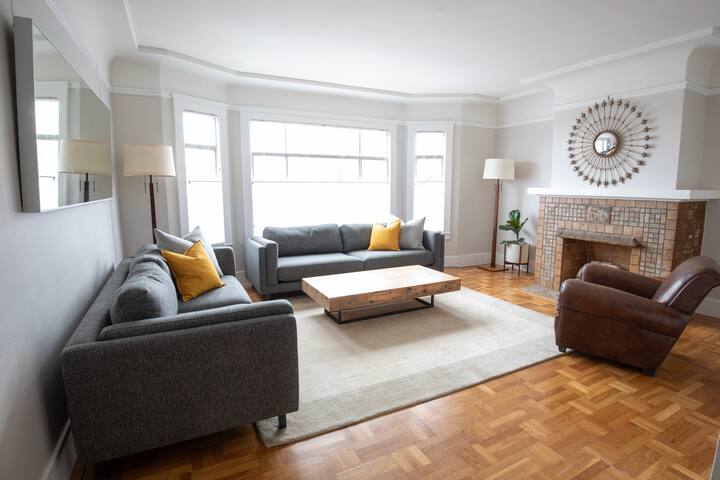 Golden Gate Park & Ocean Views, Family-Sized House gallery image 2