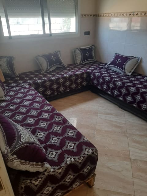 Top performing Airbnb: Ground floor apartment. in Ras El Ma