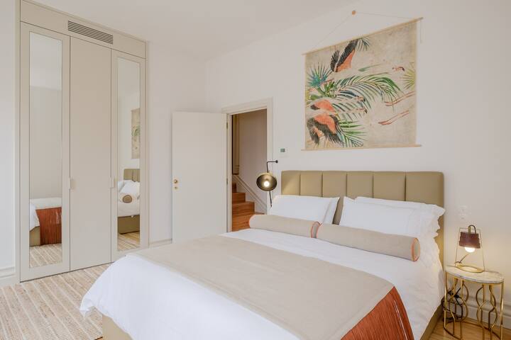 BOUTIQUE Rentals- Kihara’s Ribeira Apt great views gallery image 4