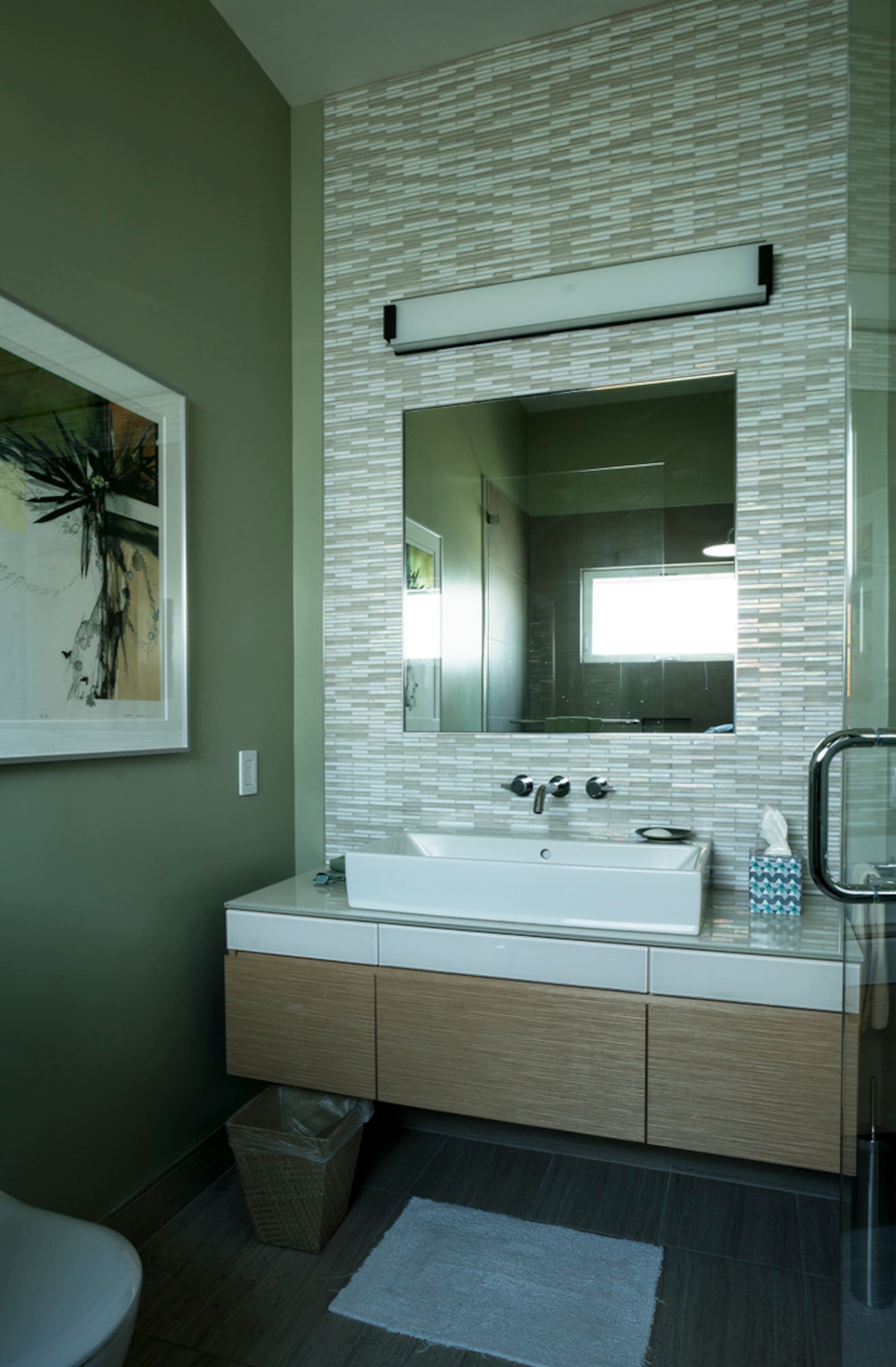 Home in San Francisco · ★4.98 · 2 bedrooms · 2 beds · 1 bath - Image 11