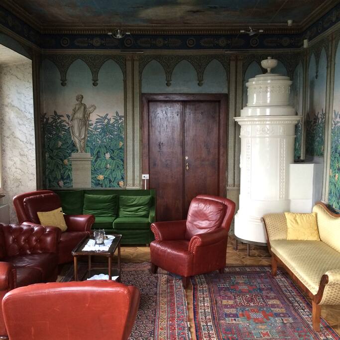 THIS PICTURE DOESNT REPRESENT THE ACCOMMODATION, JUST HAD NO PICTURE OF MY COUCH