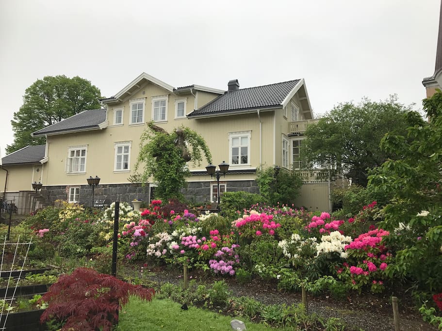 House from the garden side were the apartment is