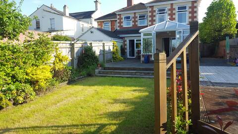 Beautiful, comfortable period home, large garden