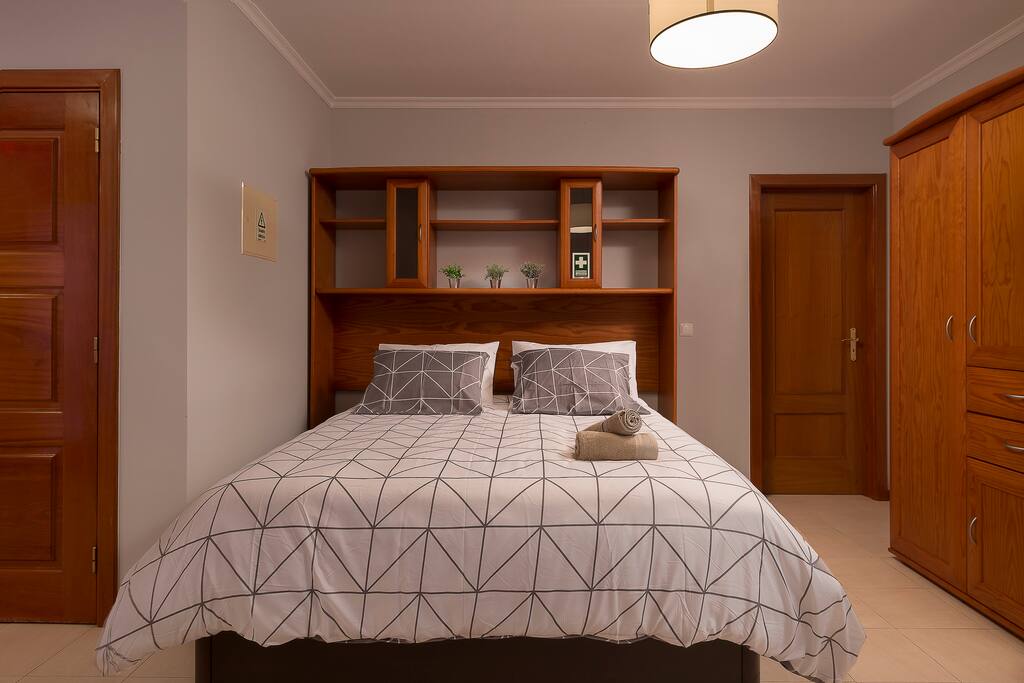 Spacious double bed