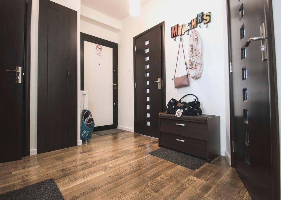 ante-room