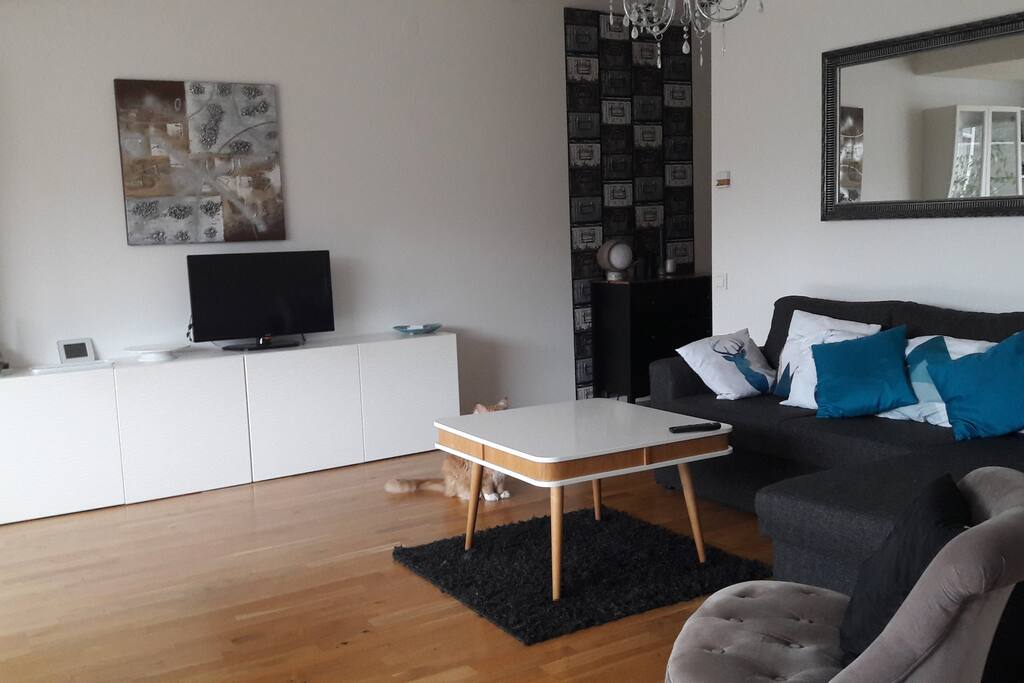 Living room 2