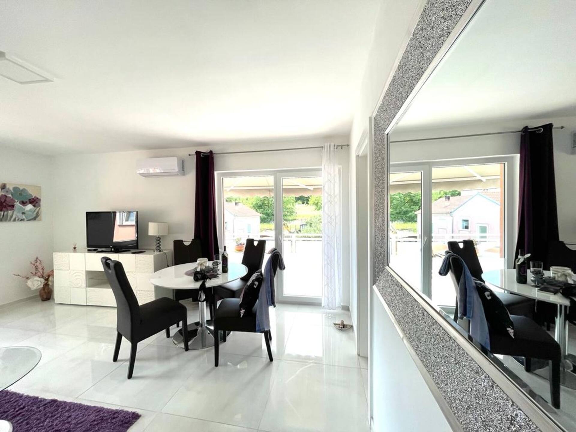 Appartement confortable à Opatija avec vue sur la.