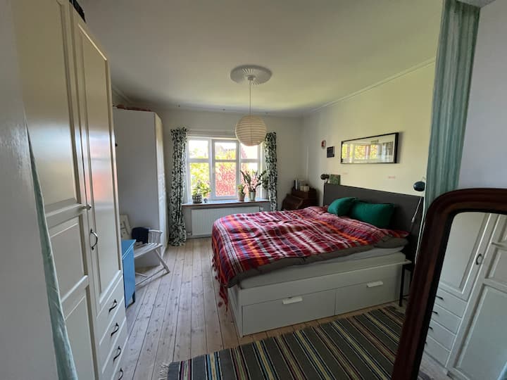 غرفة النوم 1