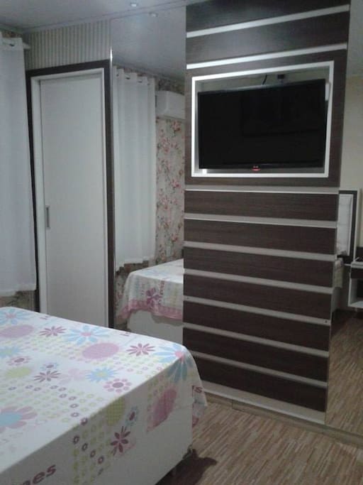 1 -quarto com closet, tv a cabo e ar condicionado
