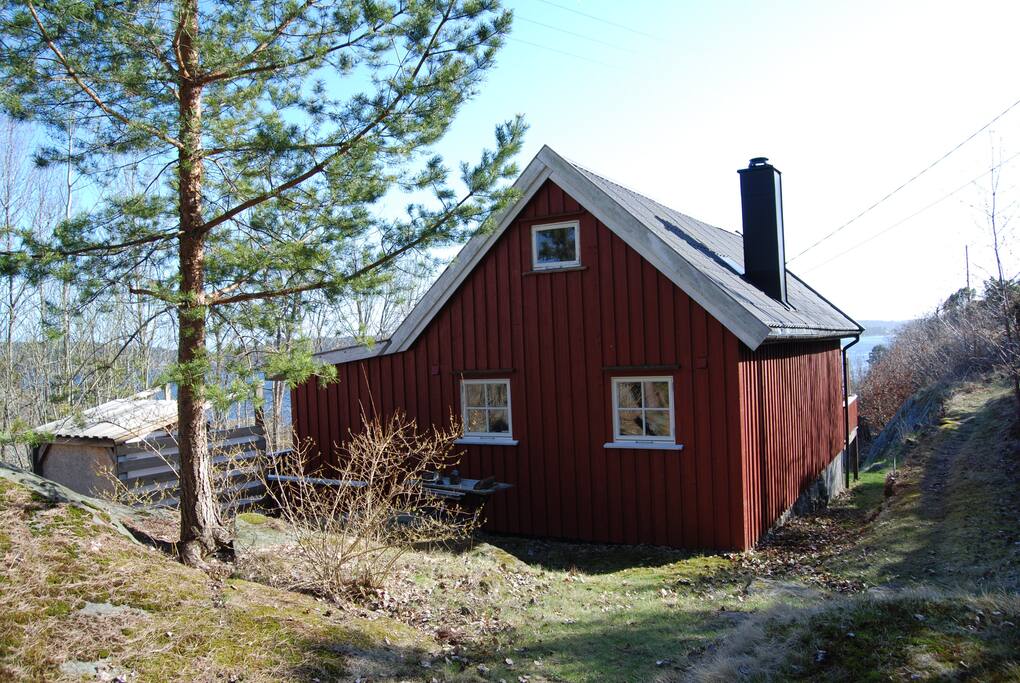 Baksiden av hytta