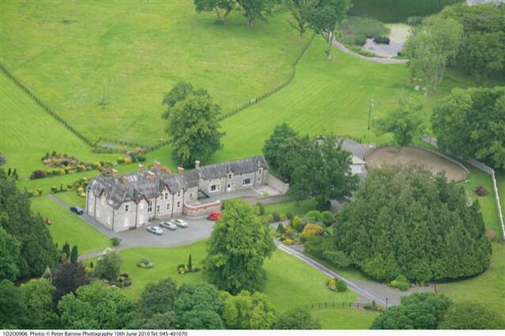 Salmon Island View Dromineer nenagh has 6 rooms. 4.94(16) SuperhostCounty Tipperary, Ireland. Private room in Select check-in date. This host offers Salmon Island View Dromineer nenagh has 6 rooms - Airbnb