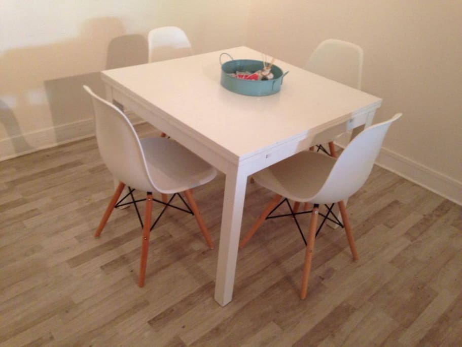 dining, extendable table