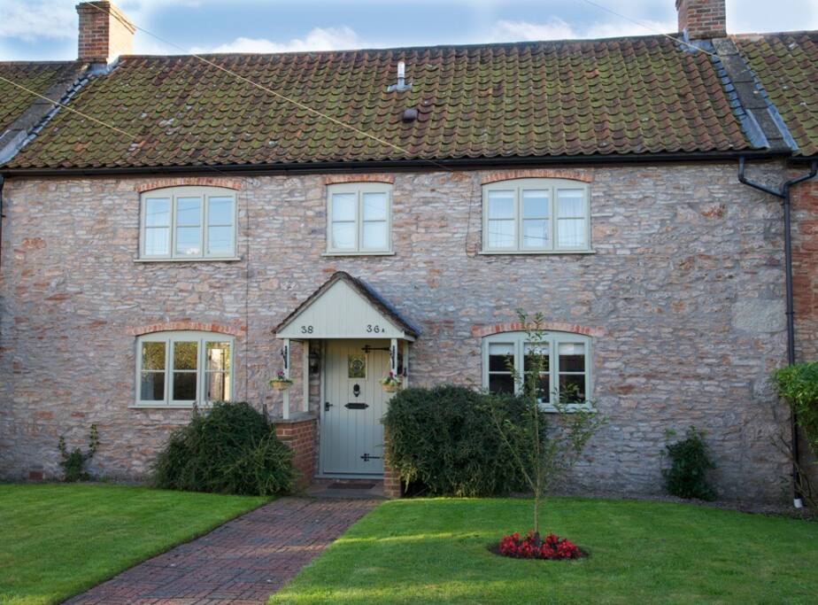38 Bath Road