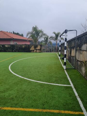 Entire home with 4 bedrooms in ponte da barca - Recanto Nature, piscina, campo de futebol, Jacuzzi