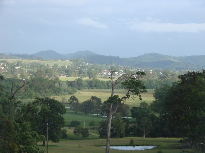 Dungog Shedhouse, nestled in the hills over town