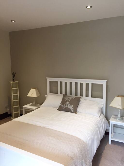 Relaxing Double Bedroom