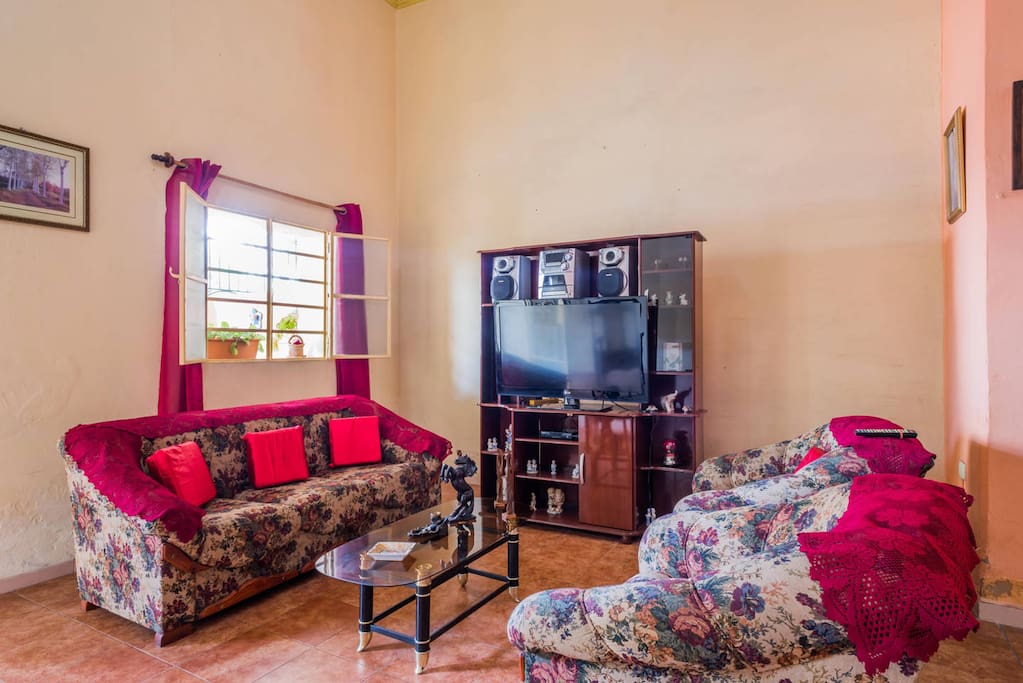 sala relax in our colonial house