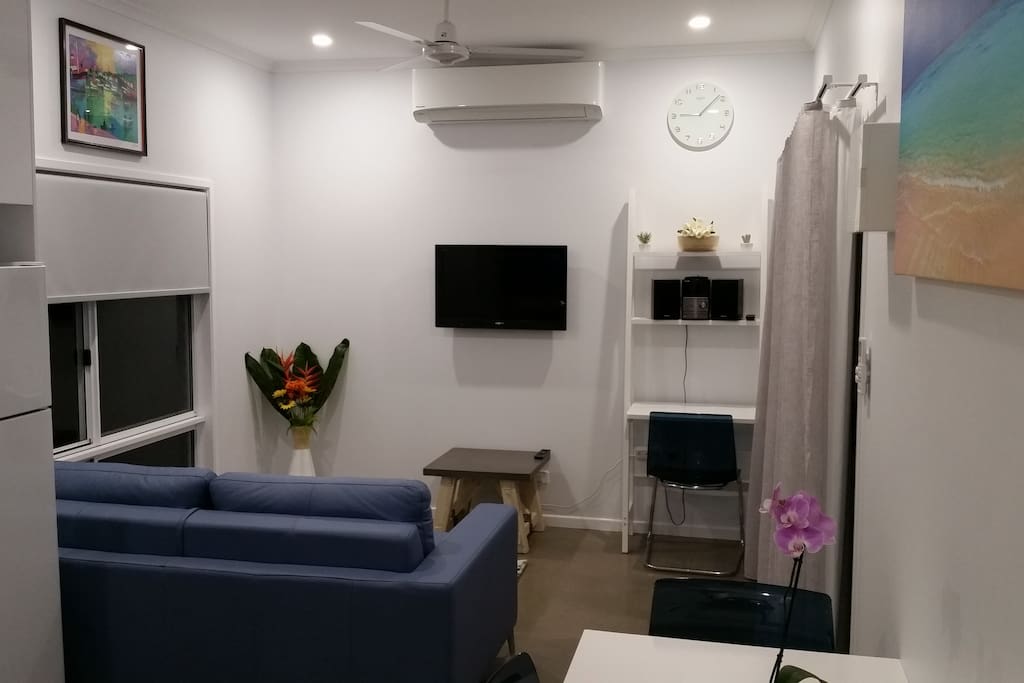 Living room with sofa lounge (double bed)