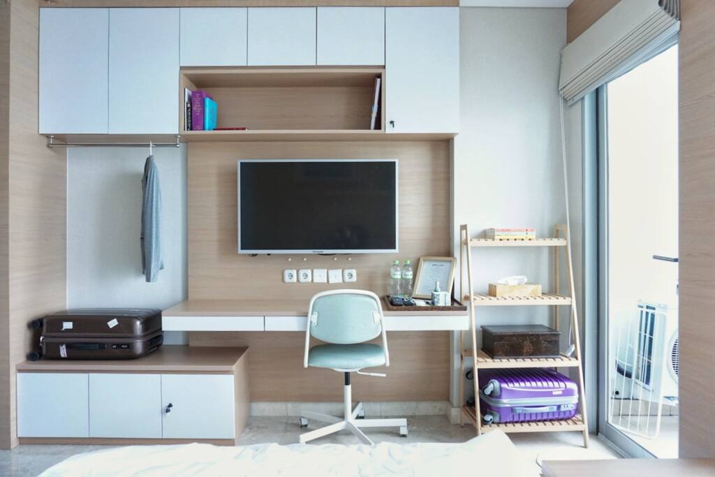 Working Space + TV