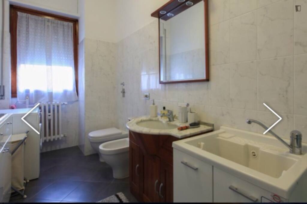 Bagno con doccia