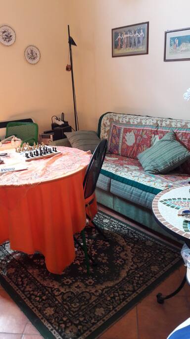Soggiorno living room con divano letto 2 posti