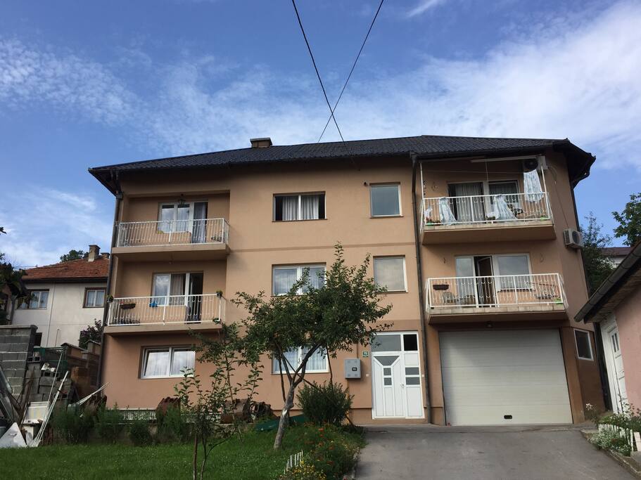 House - an apartment