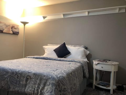 New private and cozy bedroom