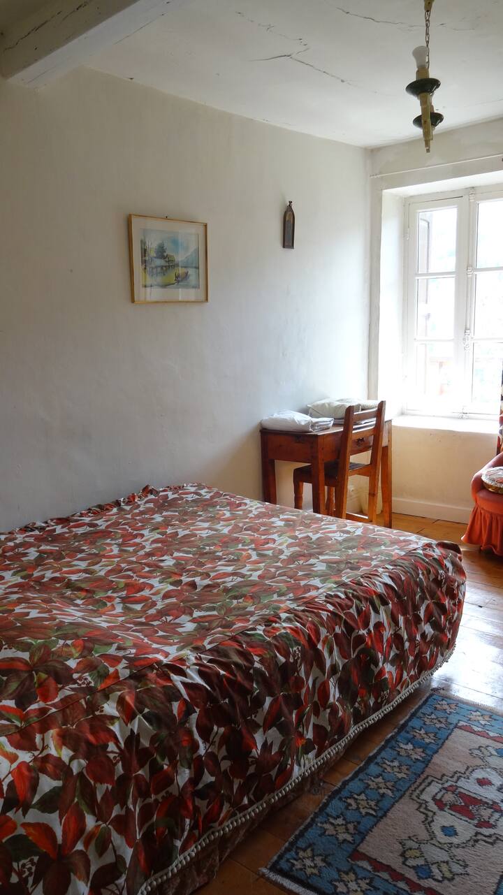 ห้องนอน 2 ที่เรียกว่า "Campanules" ชั้นบน