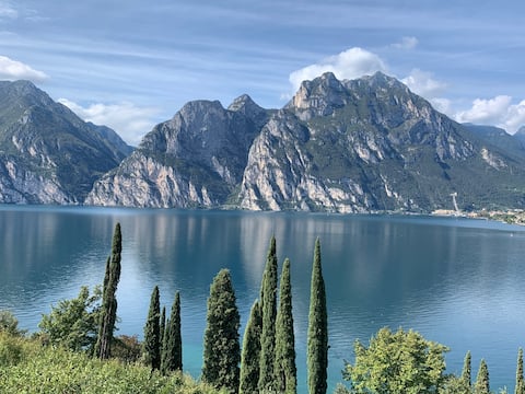 Top Airbnb: “LA VISTA” Villa with breathtaking views in Nago–Torbole