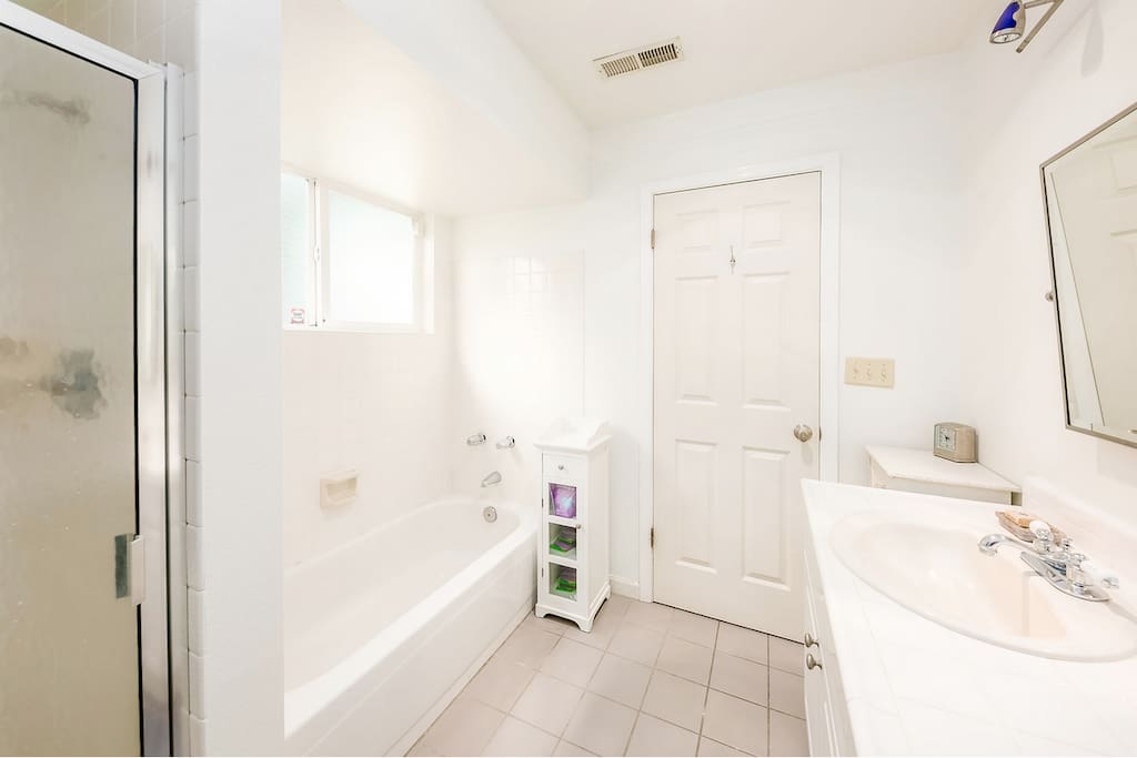 Upstairs bathroom