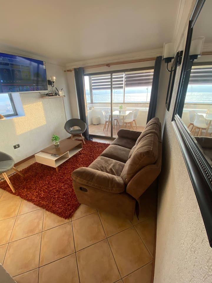 Living, bergere 3 trupa të mbështetur 