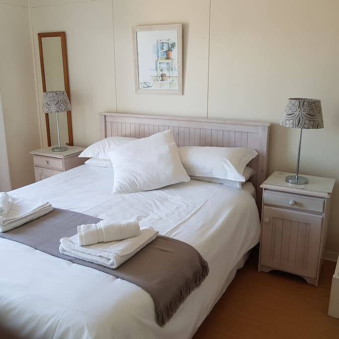 Comfortable Queen Bed