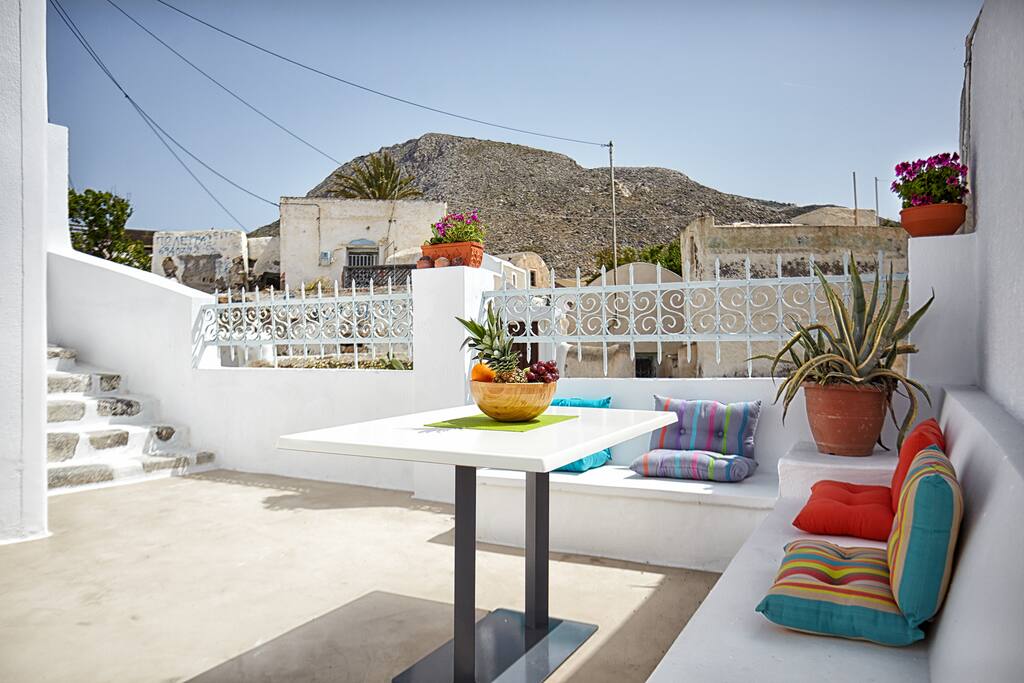Dining in the courtyard