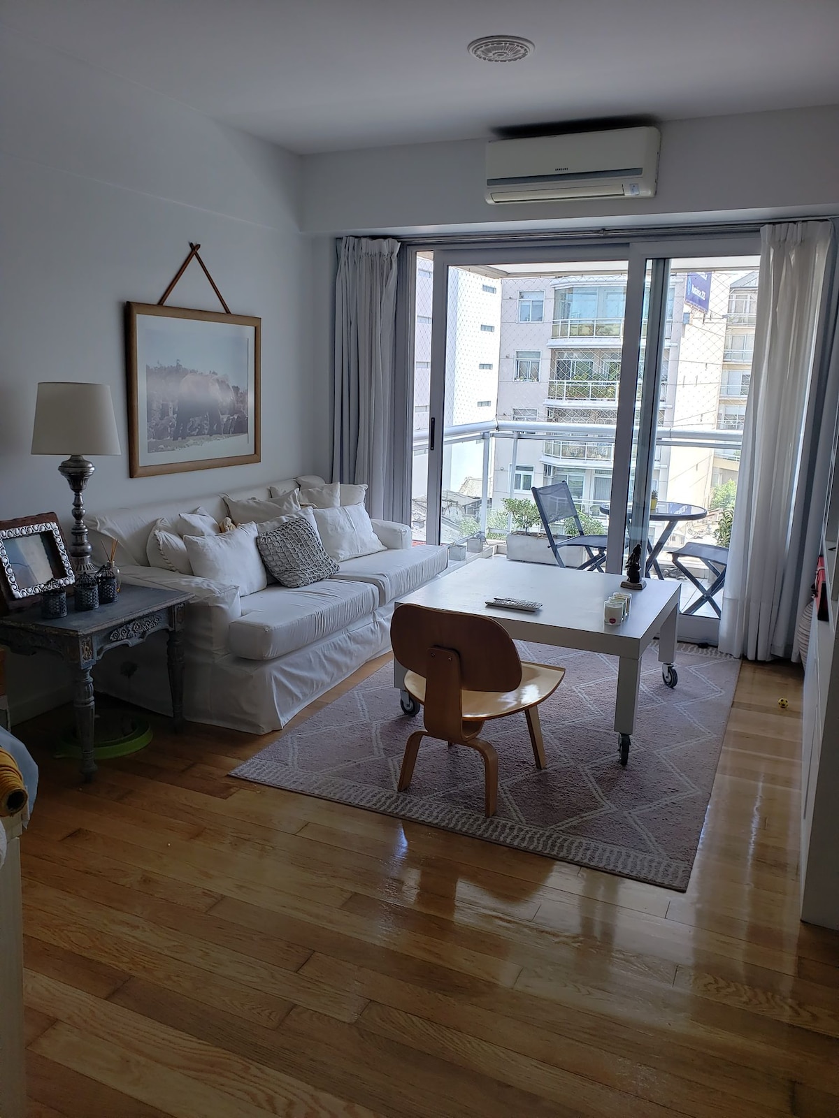 Habitación con baño privado en Belgrano para mujeres