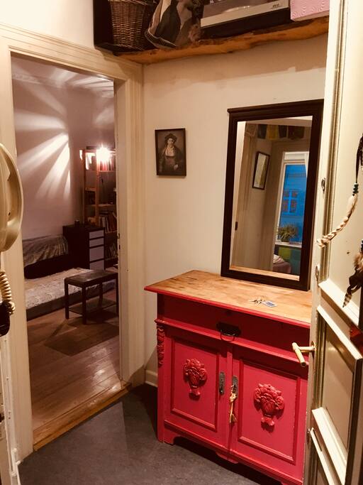 Entrance/hall